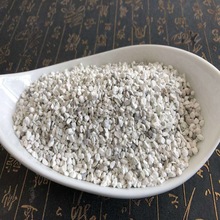 厂家供应干燥剂用氧化钙颗粒 工业白灰块 膨化食品用生石灰颗粒