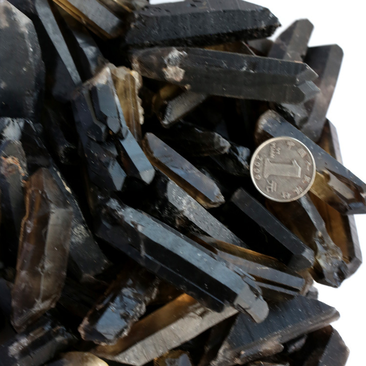 100克价长30-50毫米左右天然黑水晶单晶体 天然墨晶原石风水石