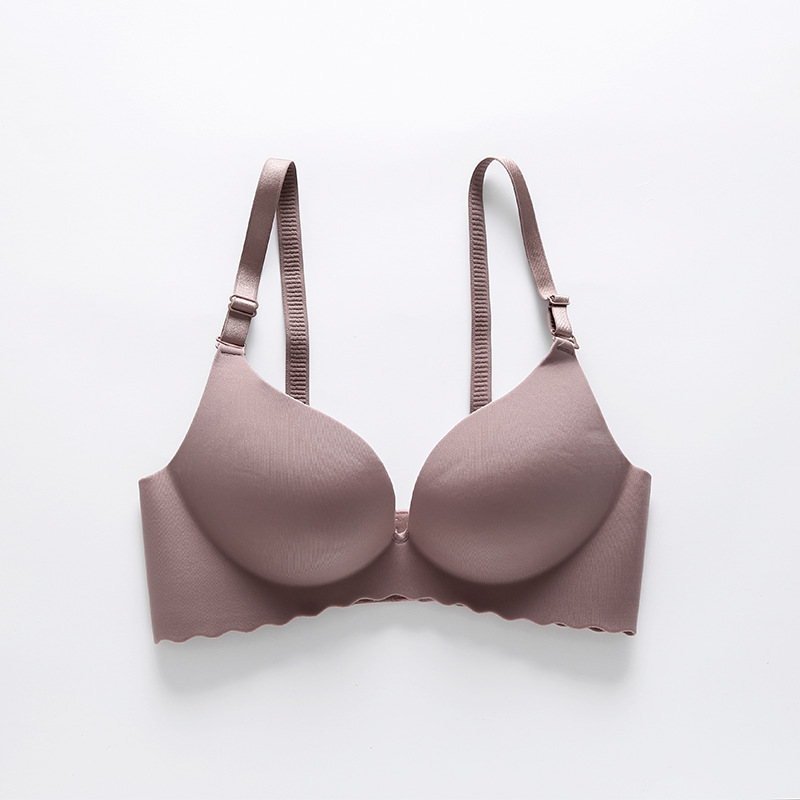 303秋冬新品性感光面文胸无钢圈聚拢无痕上薄下厚透气内衣