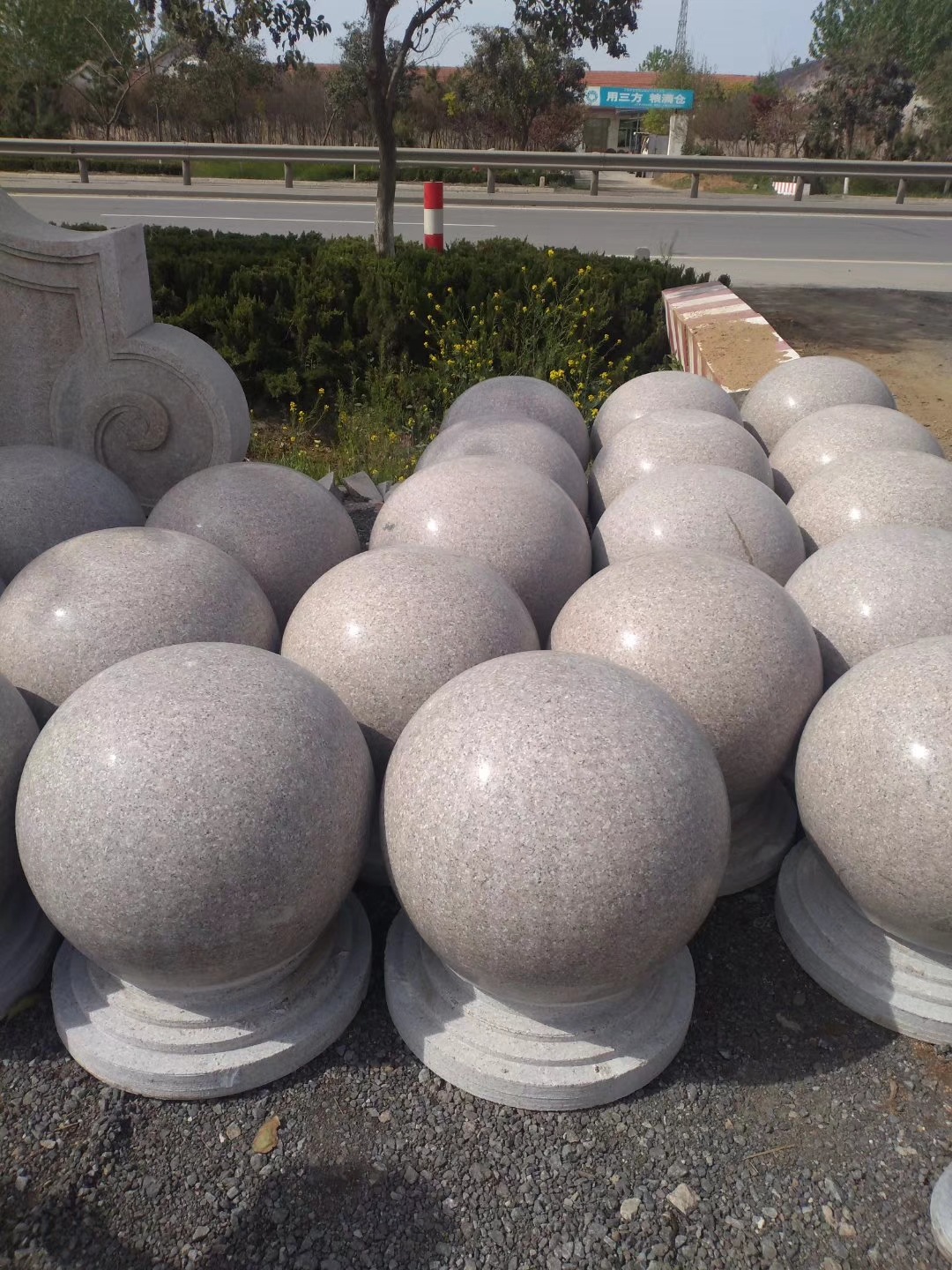 石球石墩路障 广场学校花岗岩防撞石球 挡路圆球