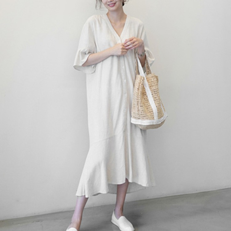 韩版v领连衣裙2021夏装新款棉麻气质喇叭中袖宽松中长款百褶裙