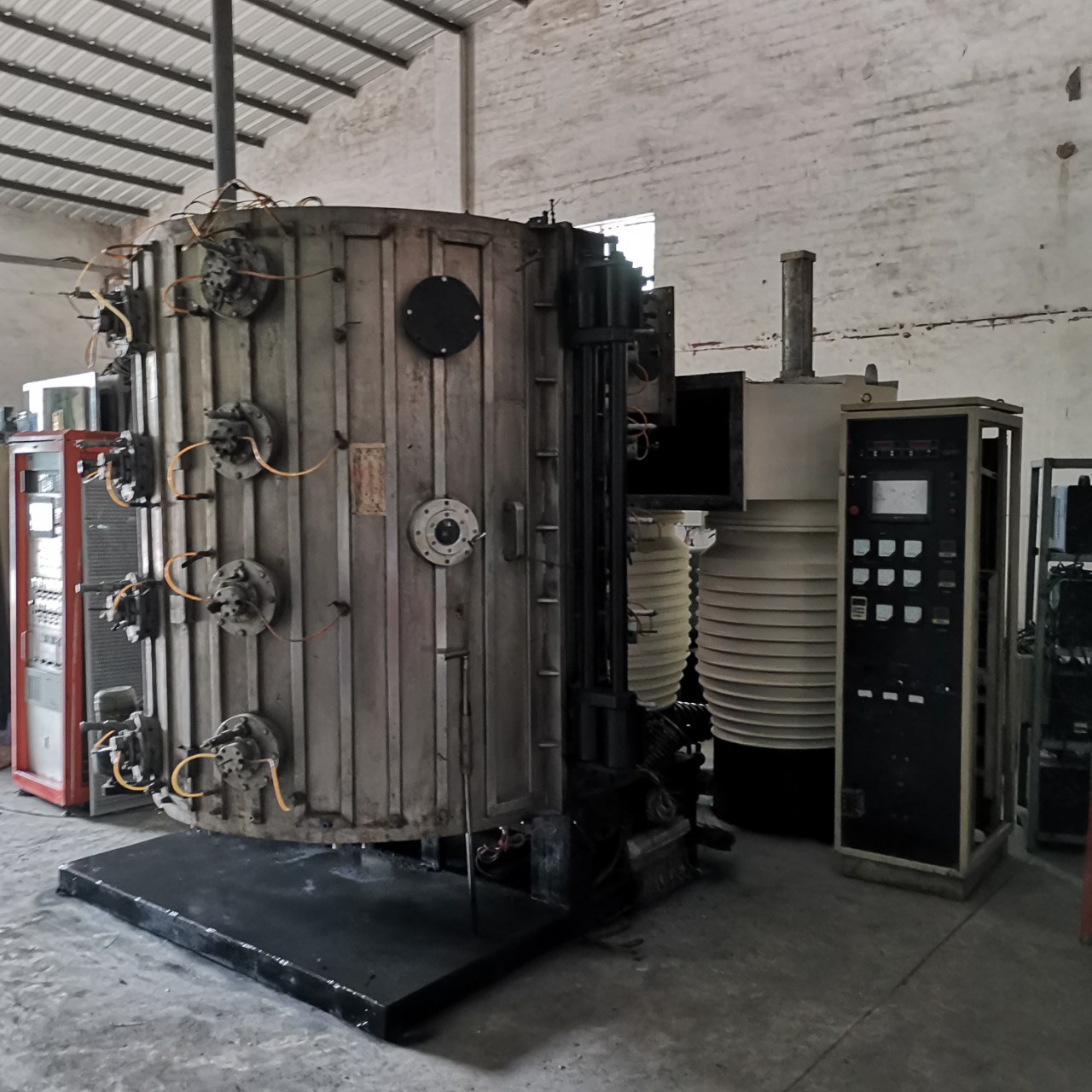 不锈钢桶锅镀钛金设备二手真空电镀炉2米到3米真空镀钛设备现货