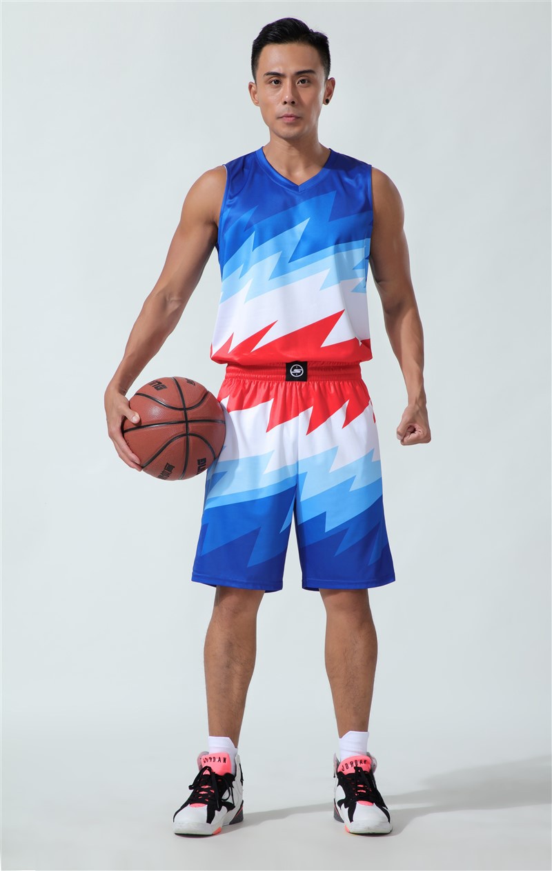 新款篮球服套装男 学生比赛训练队服背心团队定制印号穿球衣批发