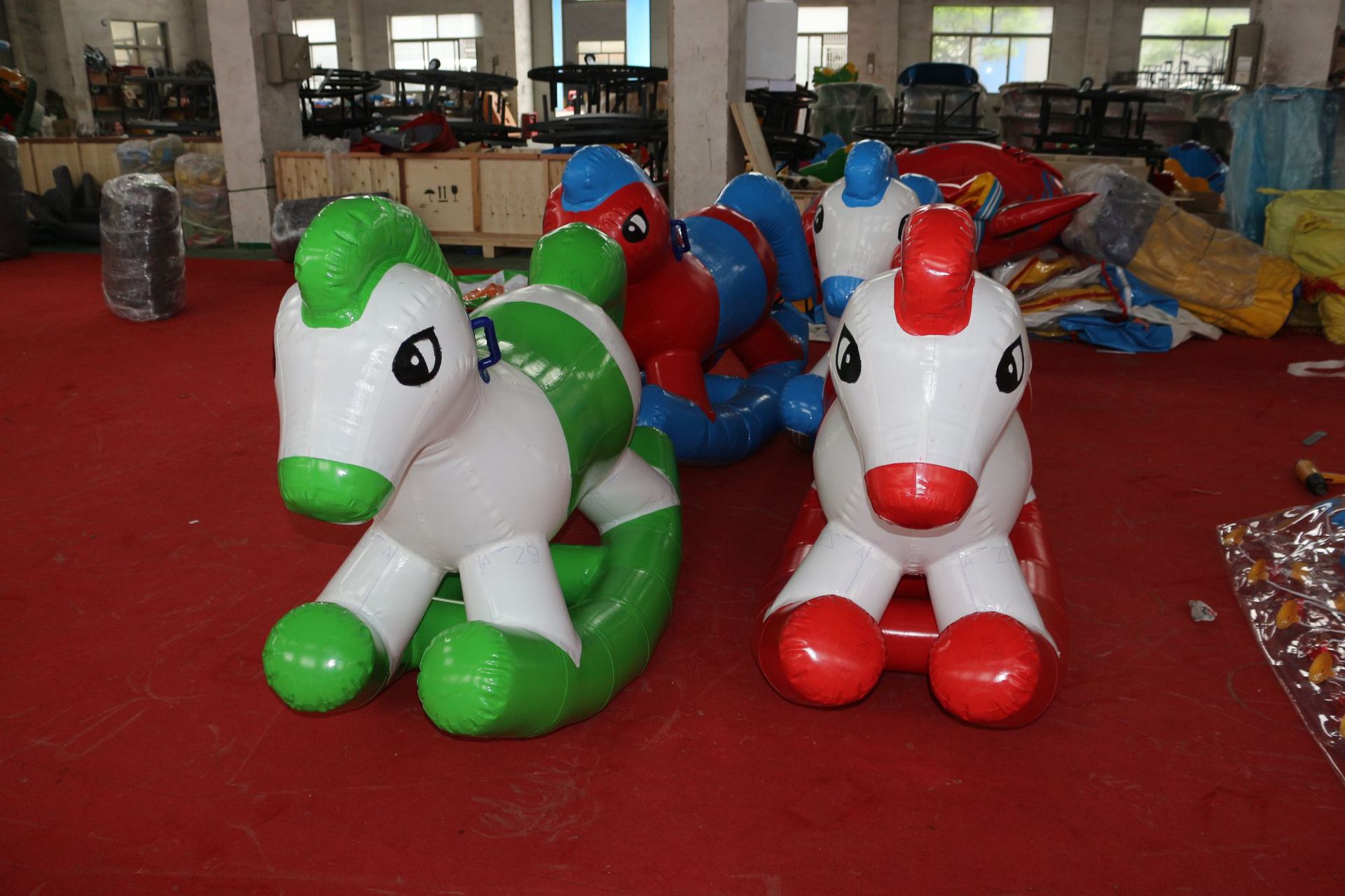 浩童2020年充气充气马狐狸充气熊猫儿童充气骑乘玩具厂家直销