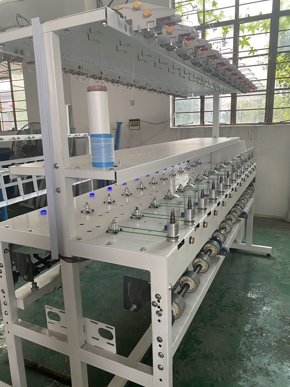 单锭单控断纱自停日产3kg高速耳带机 口罩耳带绳机针通机