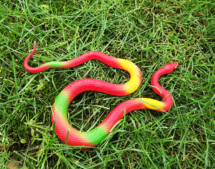 仿真蟒蛇玩具蛇软胶整蛊吓人橡胶蛇爬行动物模型拍摄道具地摊批发
