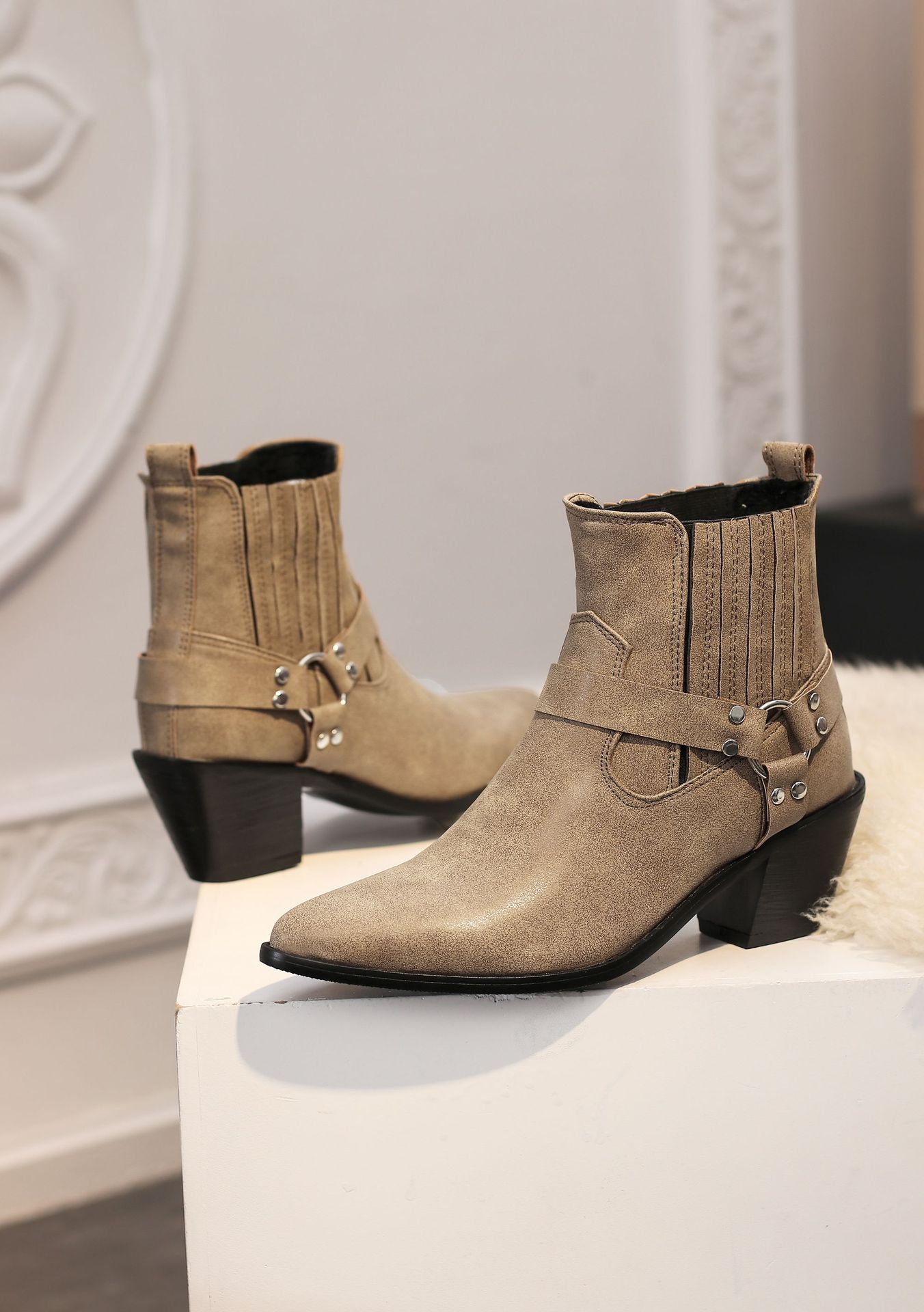 皮带扣女牛仔靴大码外贸皮面松紧带套脚短靴秋冬欧美风f8-610