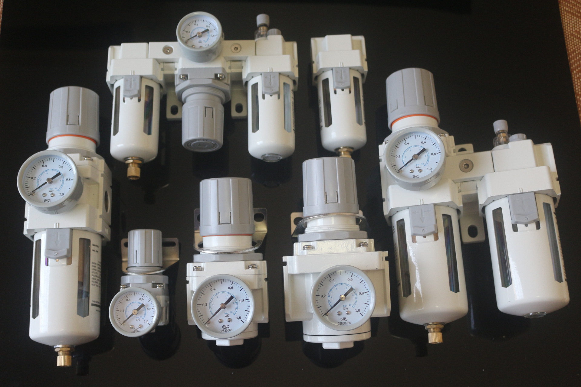 smc型空气过滤器af3000-03d自动油水分离器空压机过滤器气动元件