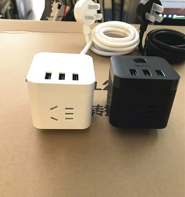 公牛gn-u303u迷你3个usb立式智能魔方插座创意插排接线板1.5米3孔