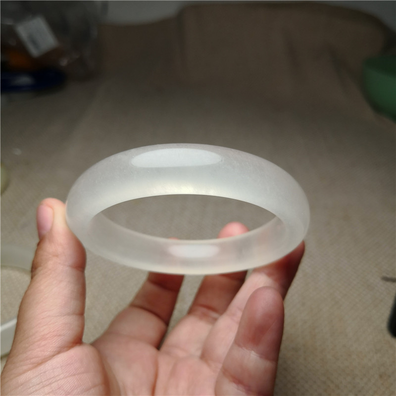 天然阿富汗蚕丝玉手镯女款精品玉石冰种手镯a货白玉节日礼品-阿里巴巴
