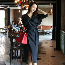 黑色中长款衬衫裙秋2020气质韩版V领收腰系带女人味包臀连衣裙女