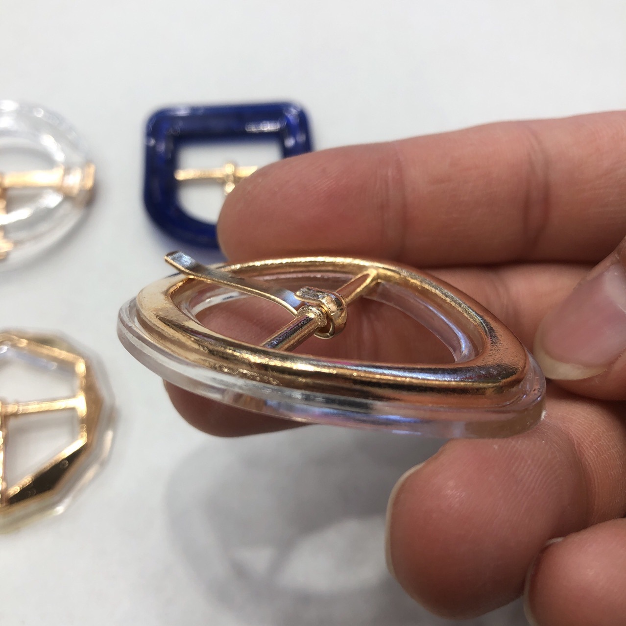 d字型环保亚克力合金腰扣服装腰带肩带配饰双合一透明五金皮带扣