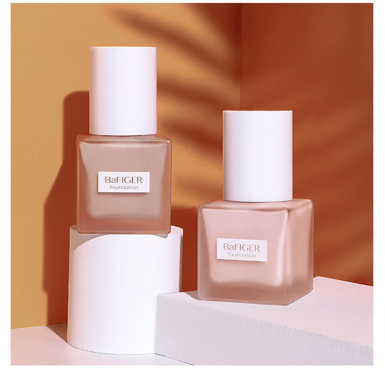 宝菲泉持妆奶油肌粉底液光感透润控油修颜遮瑕膏清