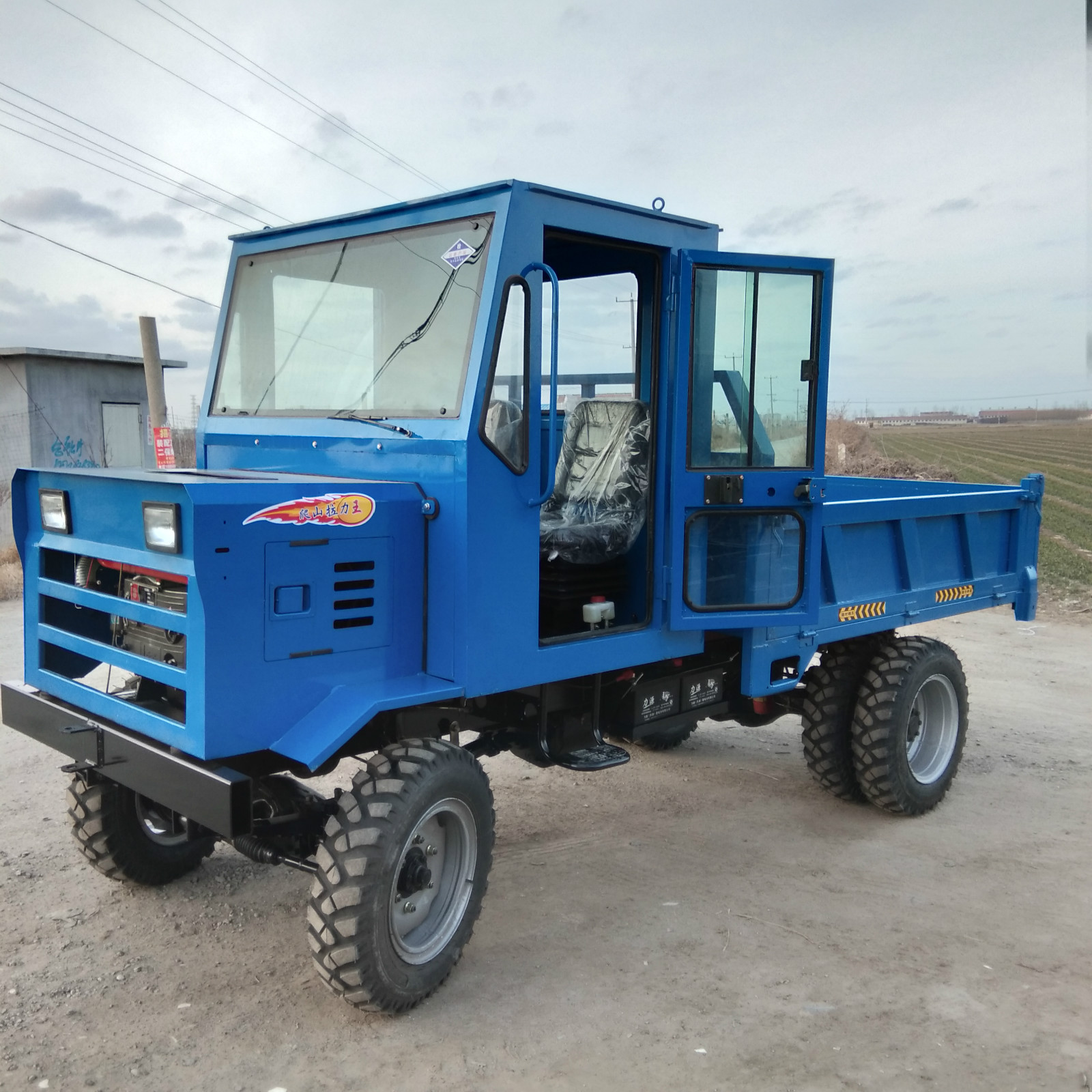 四不像25马力柴油四驱拖拉机 山地工程运料工地拉土运输车