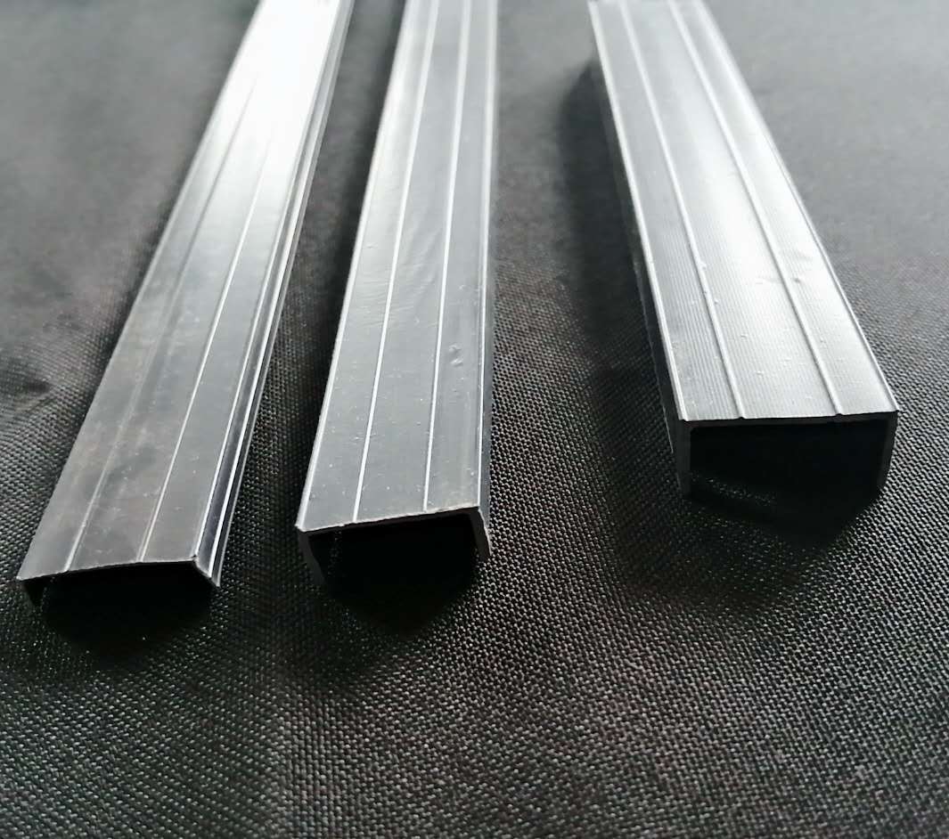 现货供应塑料滴水槽屋檐檐口分隔条u型槽pvc滴水槽