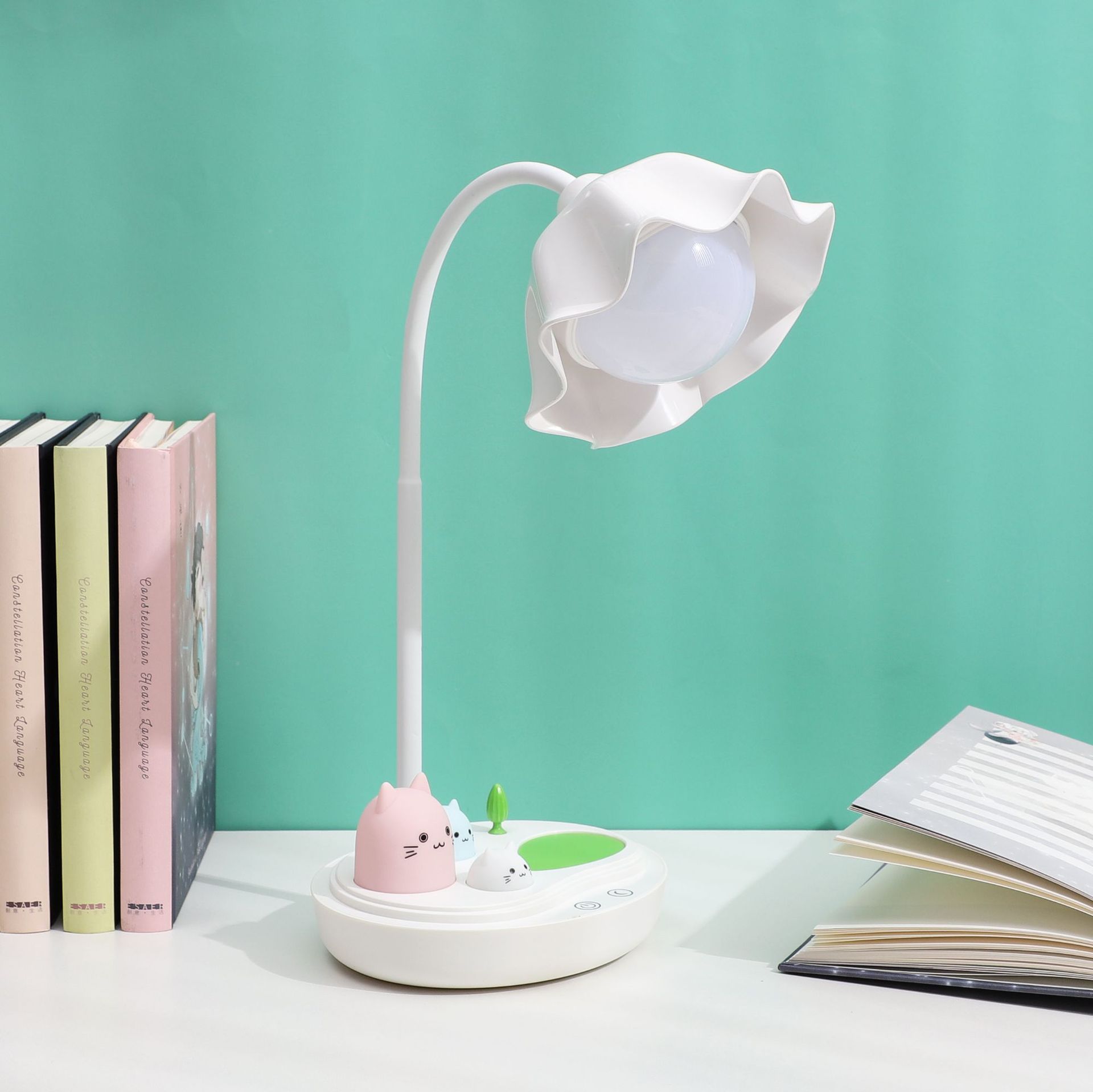 迷你卡通微景软胶台灯led调光触摸桌面台灯usb充电软管卧室小夜灯