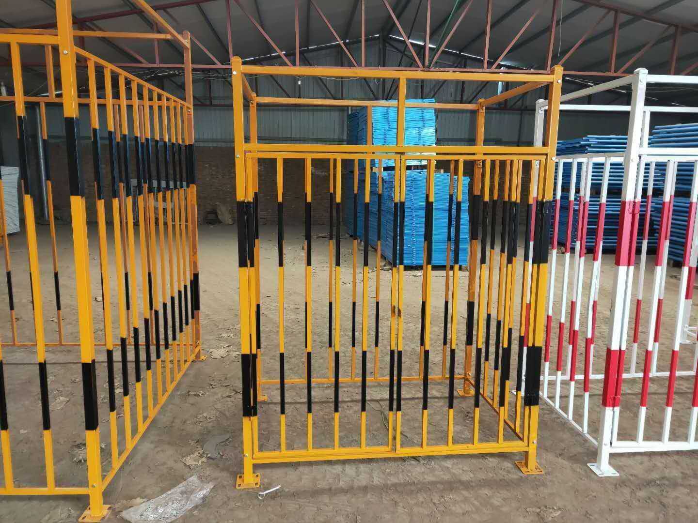 厂家批发建筑工地一级二级闸箱电箱防护棚 配电箱吊塔防护围栏