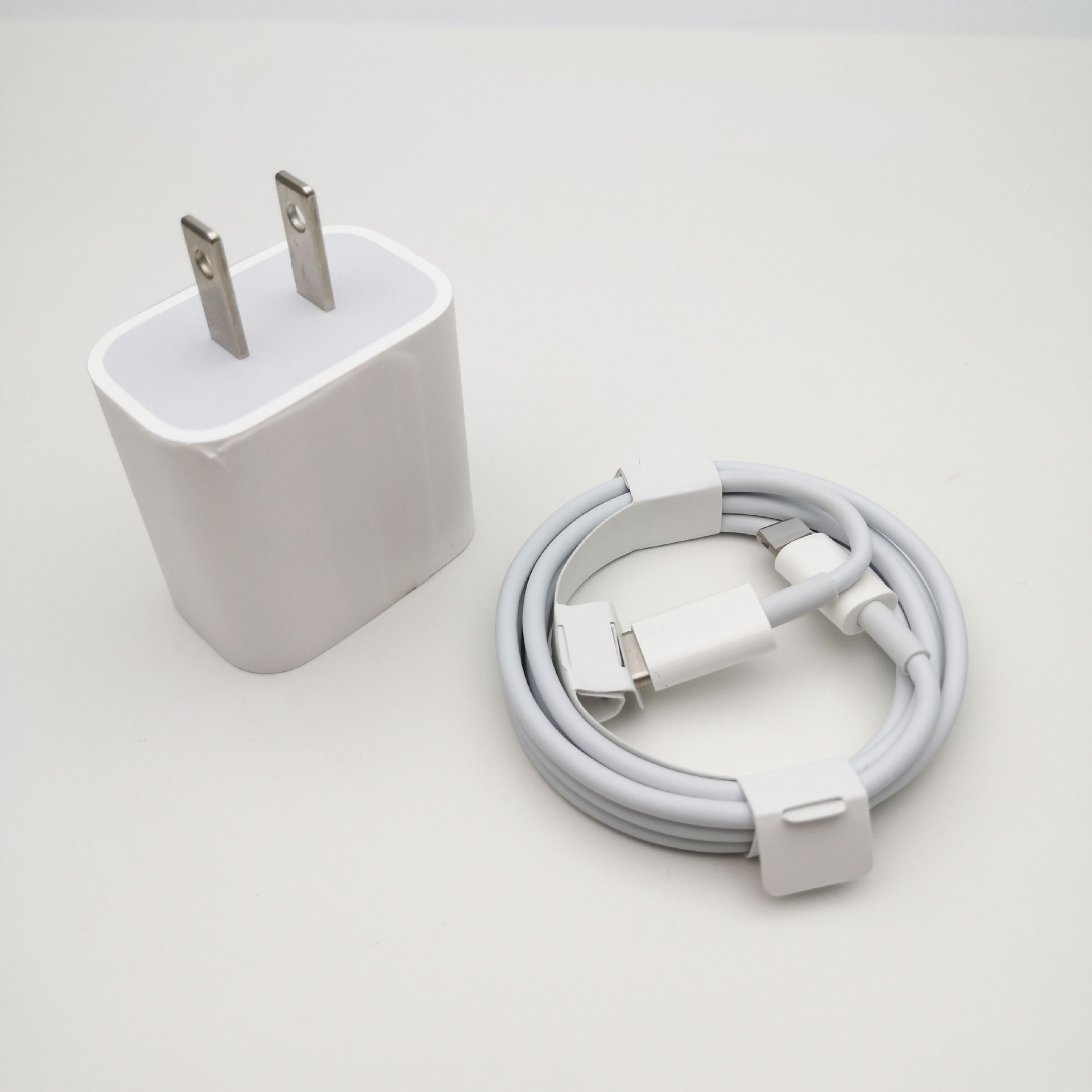 适用于苹果pd20w快充充电器pd快充头i12适配器type-cpd20w快充