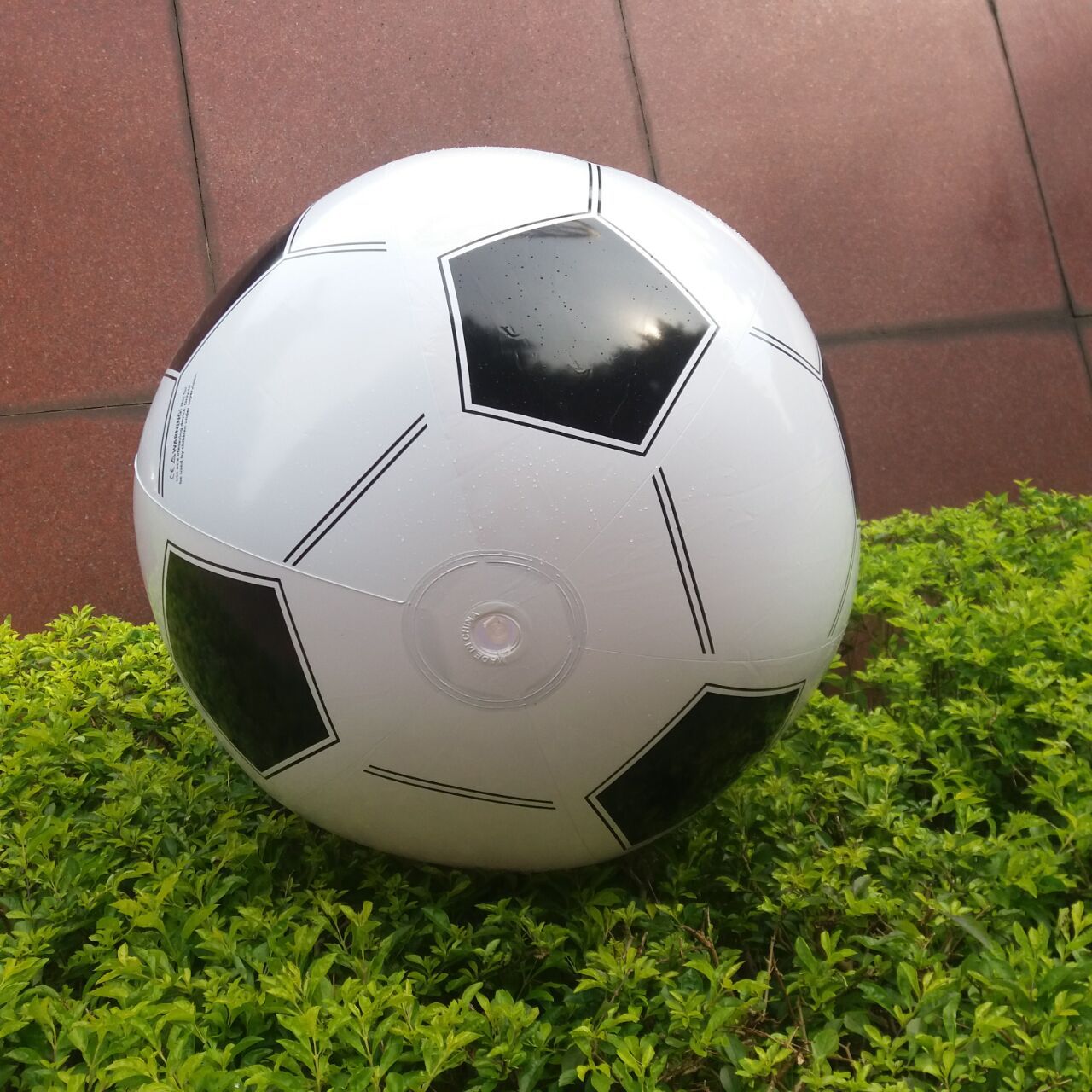 工厂定制 充气沙滩足球 各种尺寸充气广告球 pvc充气玩具