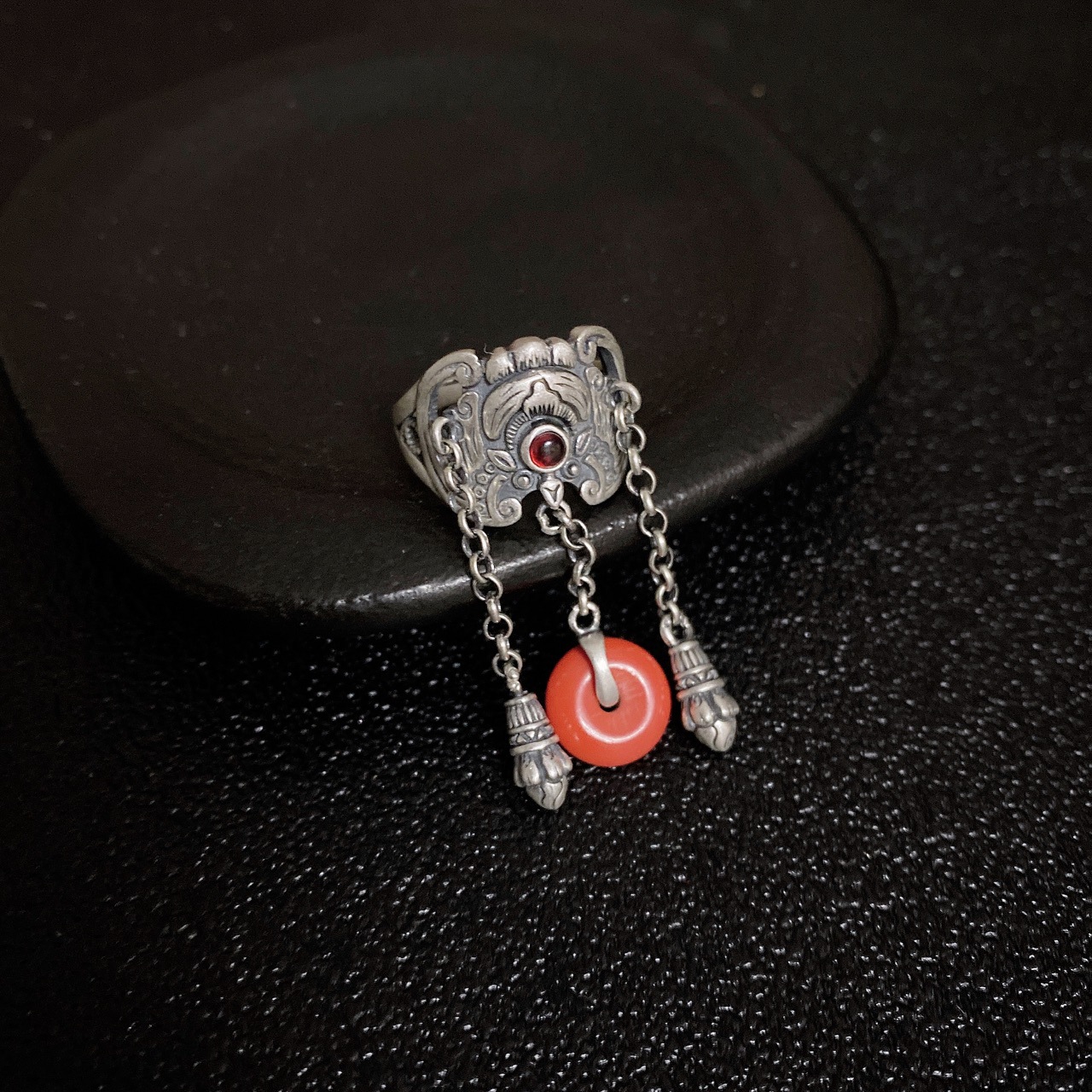 吉韵990足银古风国潮戒指 蝙蝠平安扣流苏食指环女款个性饰品