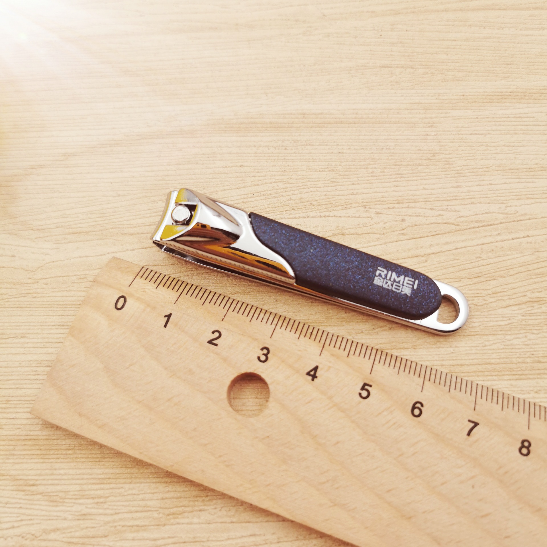 日美6511指甲刀 盒装中号指甲剪指甲钳修甲手脚趾甲 成人家用