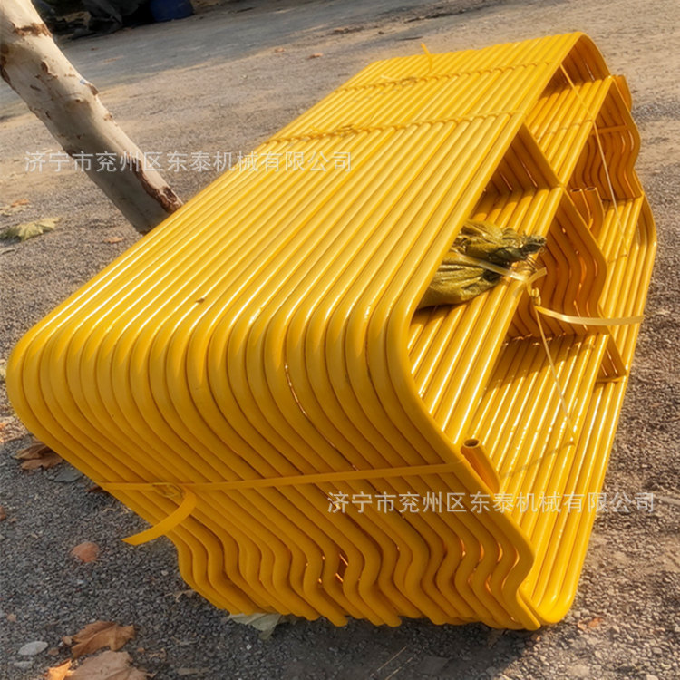 圆钢管皮带机配重防护栏杆 热镀锌管输送机防护栏 传送机耐护栏