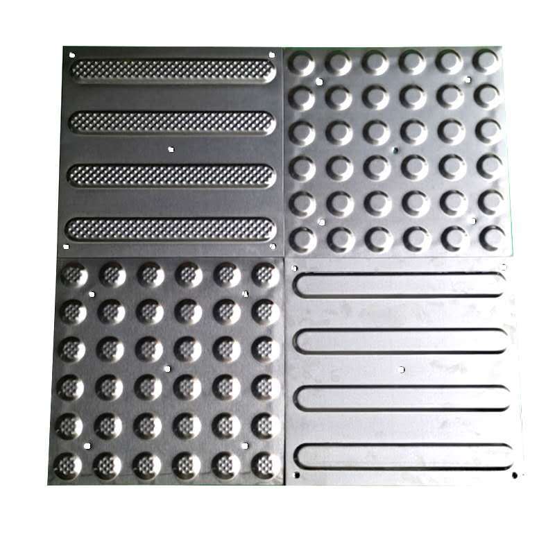 304光面盲道30*30cm菠萝盲人道不锈钢无障碍面201前行止步盲道砖