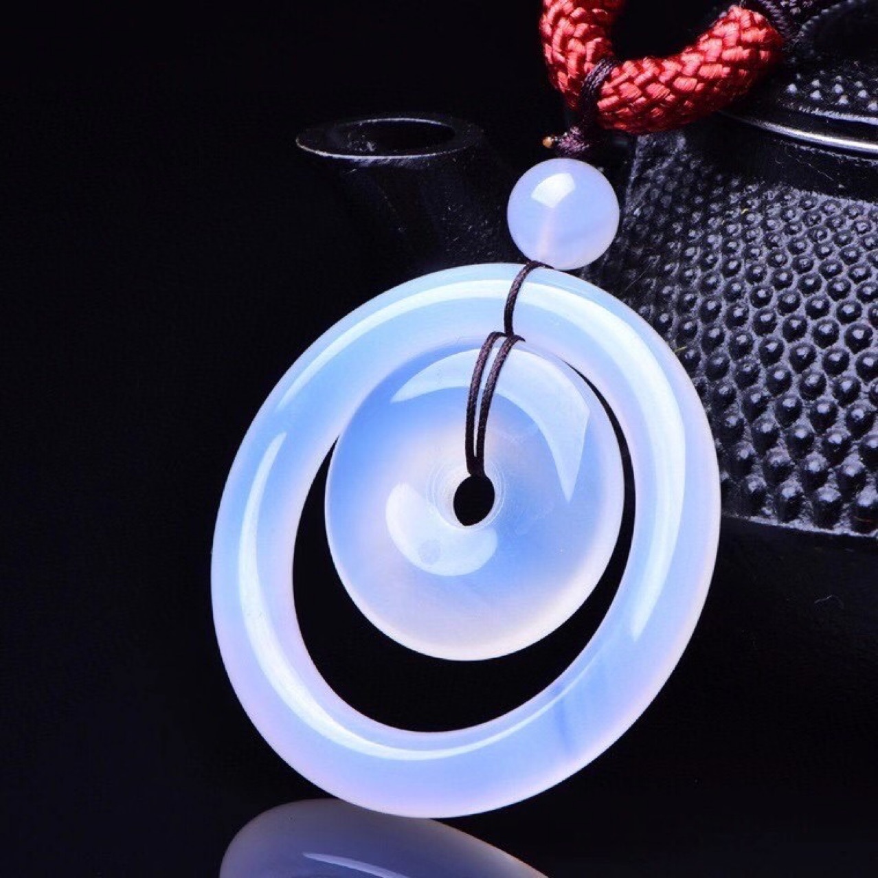 白玛瑙平安扣吊坠