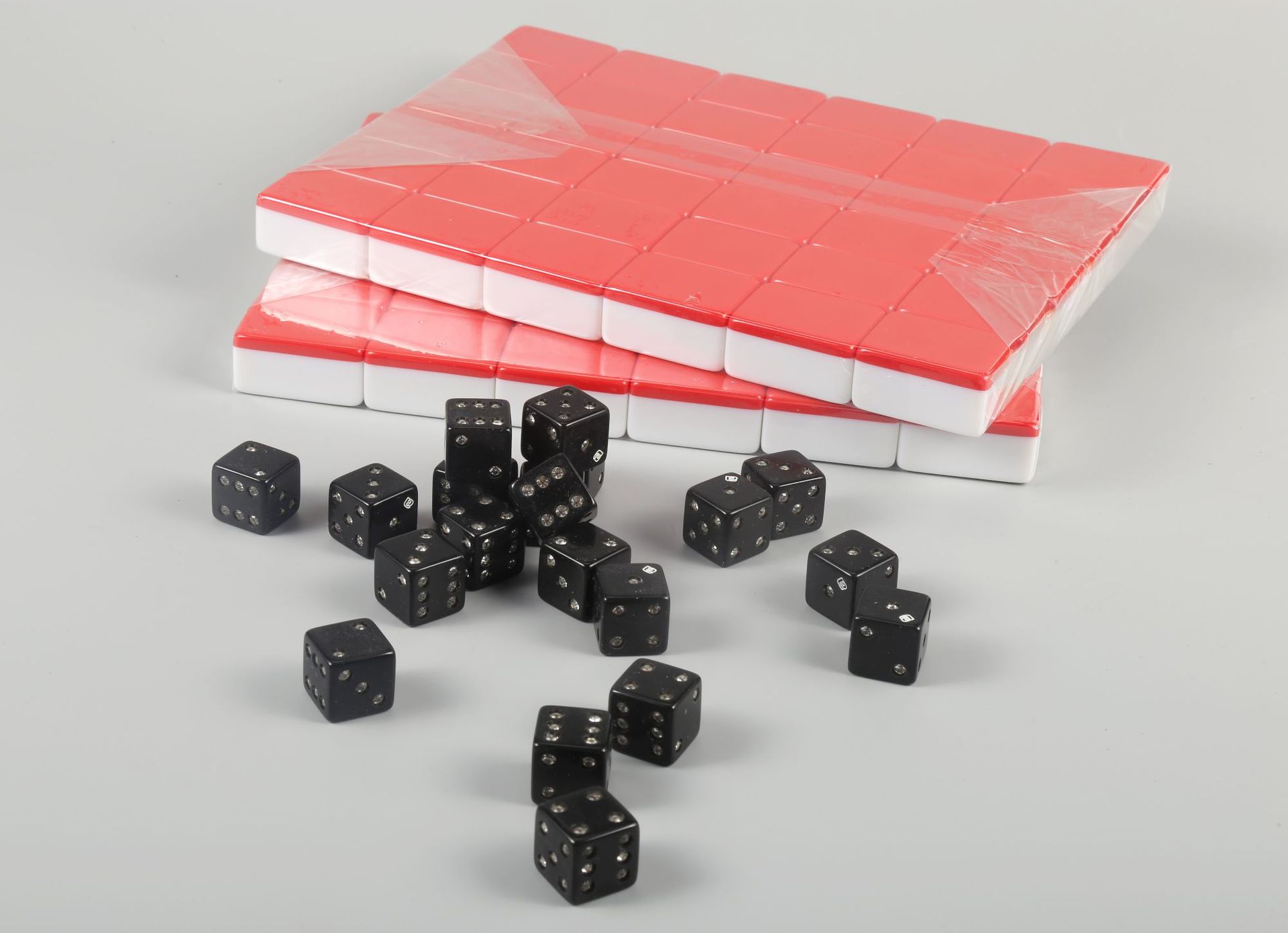 现货16mm亚克力骰子 6面塑料骰子酒吧用品ktv骰子黑色方角可定制