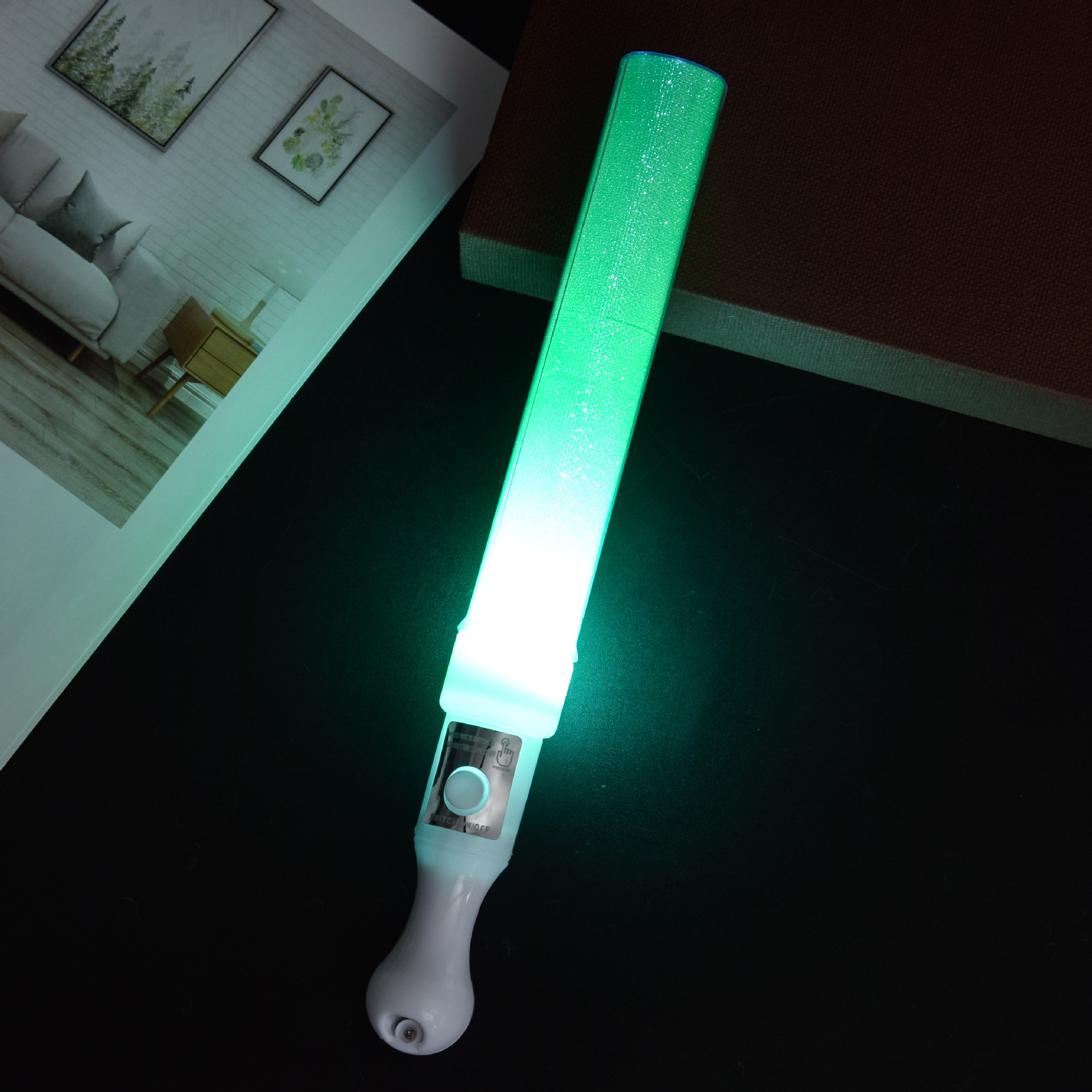 荧光棒批发演唱会道具闪光棒七彩银光棒助威道具莹光棒手持灯棒-阿里