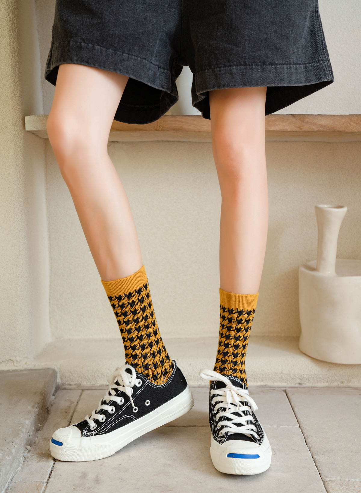 袜子女中筒2020秋冬新款棉经典千鸟格时尚日潮流袜子批发socks