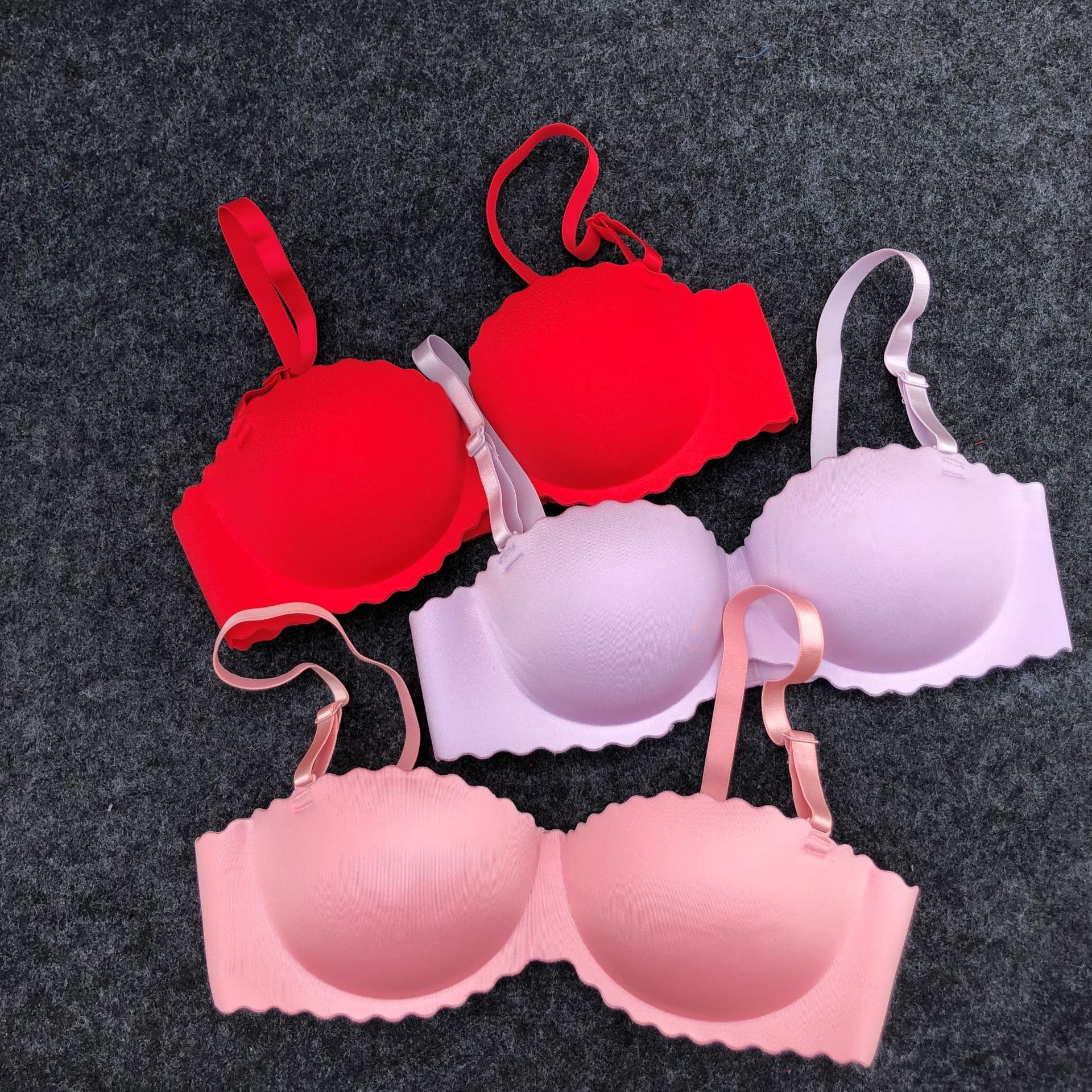 无痕内衣女士夏季薄款无钢圈小胸聚拢收副乳调整型文胸