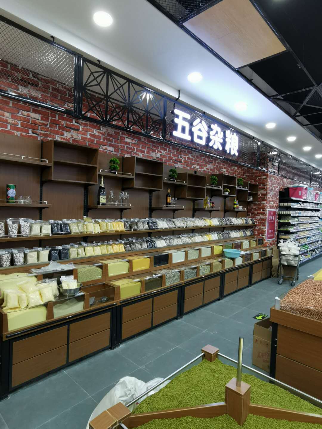 超市靠墙干果货架木质货架干货柜糖果柜粮油货架五谷杂粮柜定制