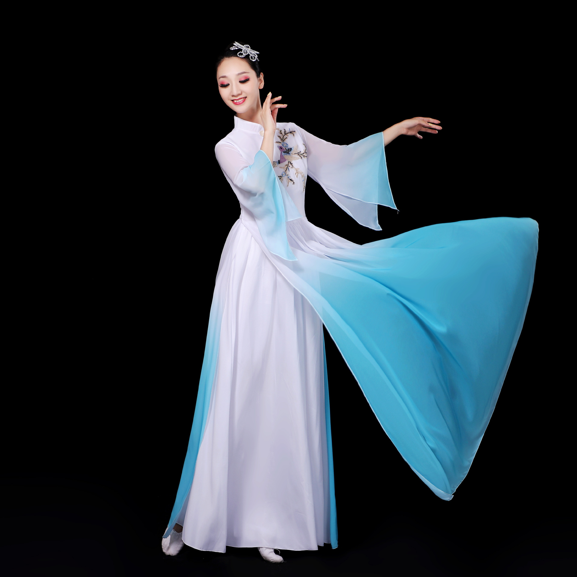 古典舞演出服女中国风伞舞表演服装现代练功服扇子舞蹈服飘逸长裙