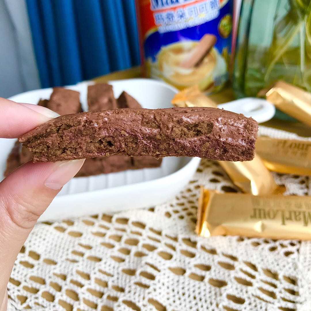 marlour万宝路玛奇朵可可脆255g 桶装风味小吃点心休闲零食 批发