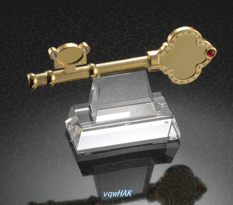 高档办公室桌面金钥匙摆件房地产公司纪念品年会颁奖礼品奖杯定制