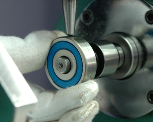 减速机齿轮箱机床机器人6828zz 2rs电机电动工具深沟球薄壁轴承