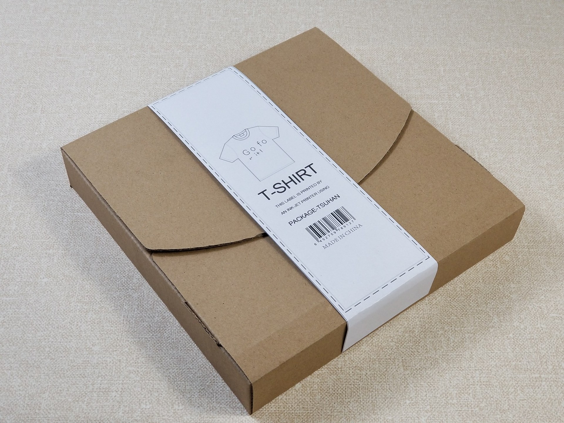 t恤服装牛皮纸包装盒男装卫衣束脚裤等订购纸袋时尚服饰包装盒