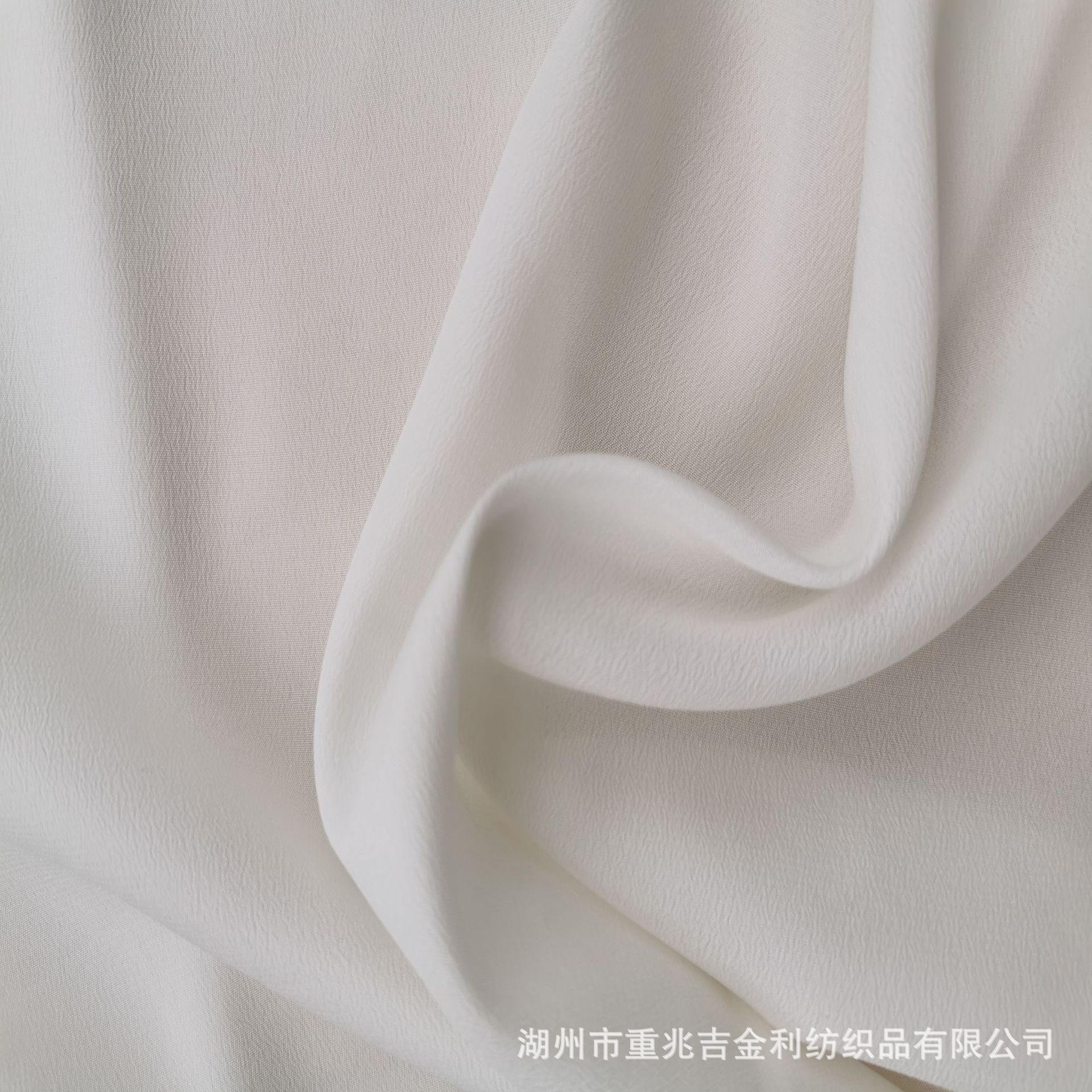 现货供应16mm丝人丝双绉3565桑蚕丝人丝交织布料意大利出口面料