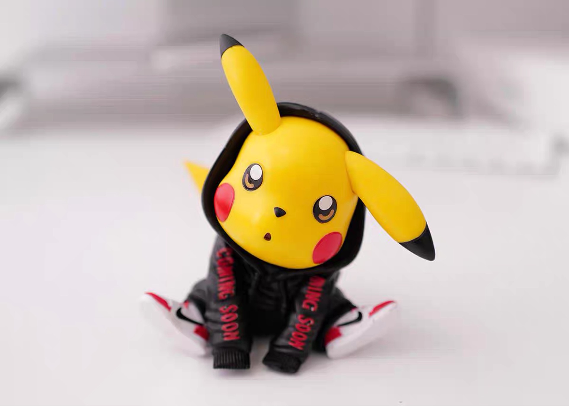 宠物小精灵可爱宝贝皮卡丘比卡超潮牌潮玩潮服手办模型车载摆件