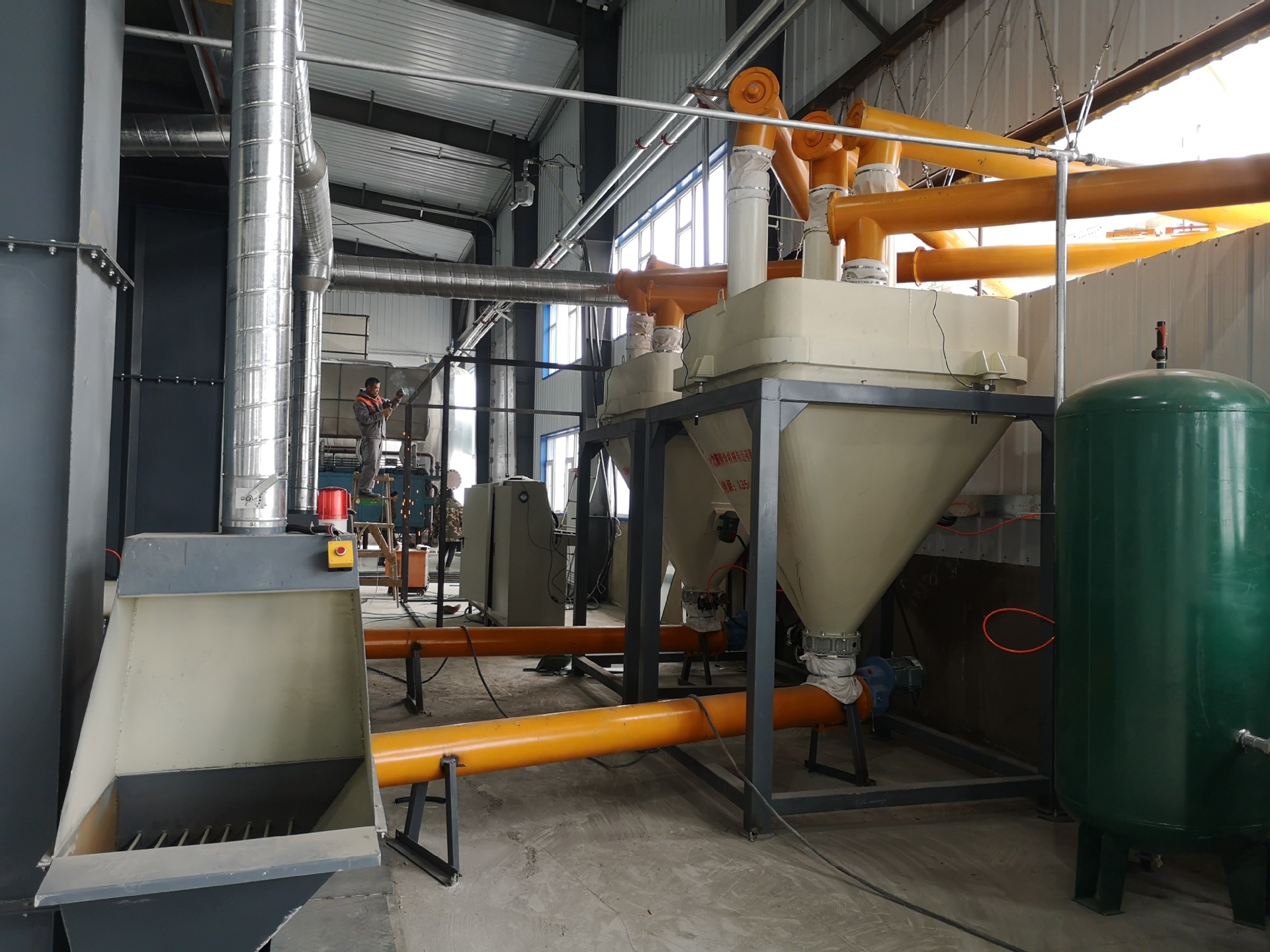 黑龙江哈尔滨年产10万吨轻质抹灰石膏砂浆生产线设备厂家