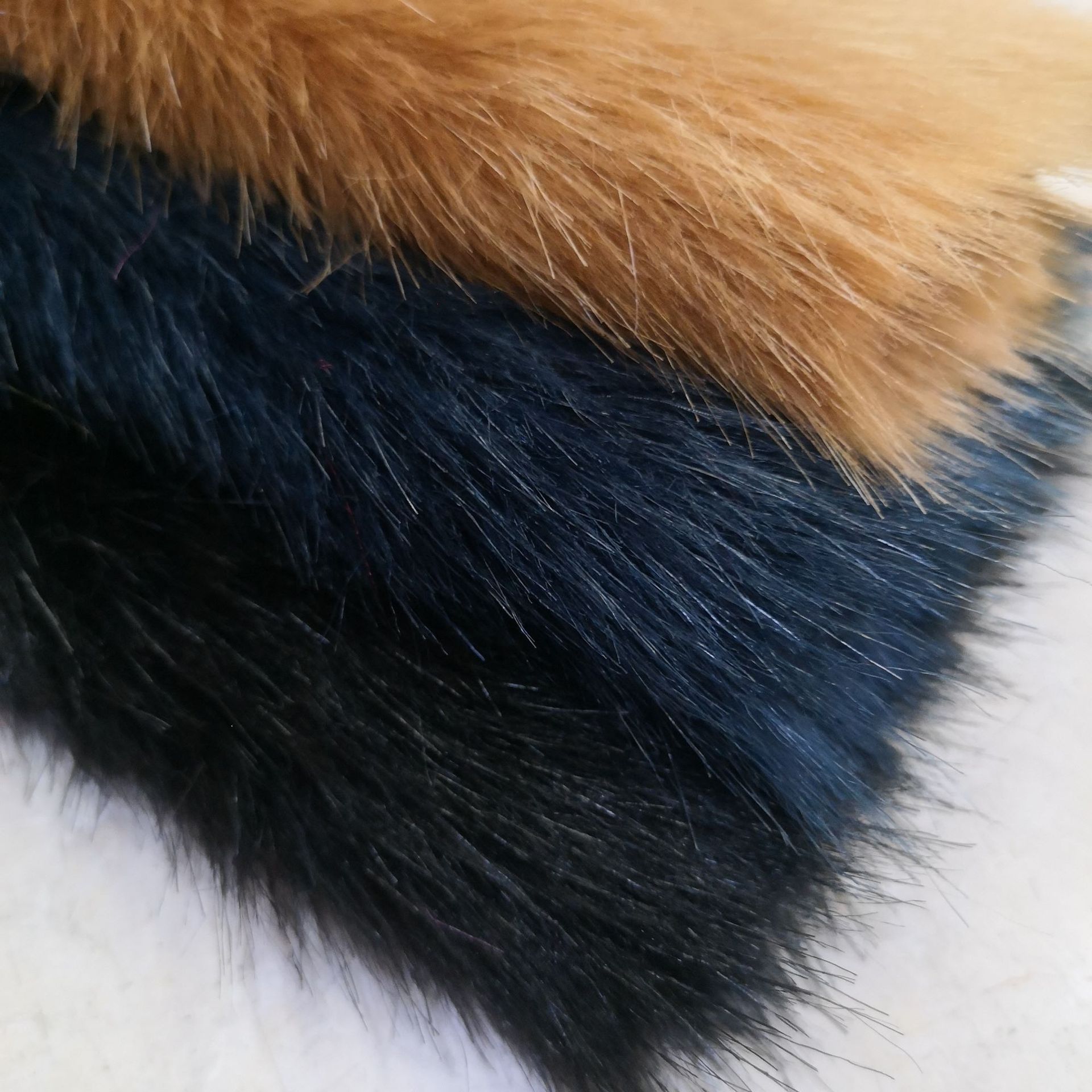 现货供应 高仿纯色狐狸毛 人造毛皮 30mm长毛绒 服装皮草毛领面料