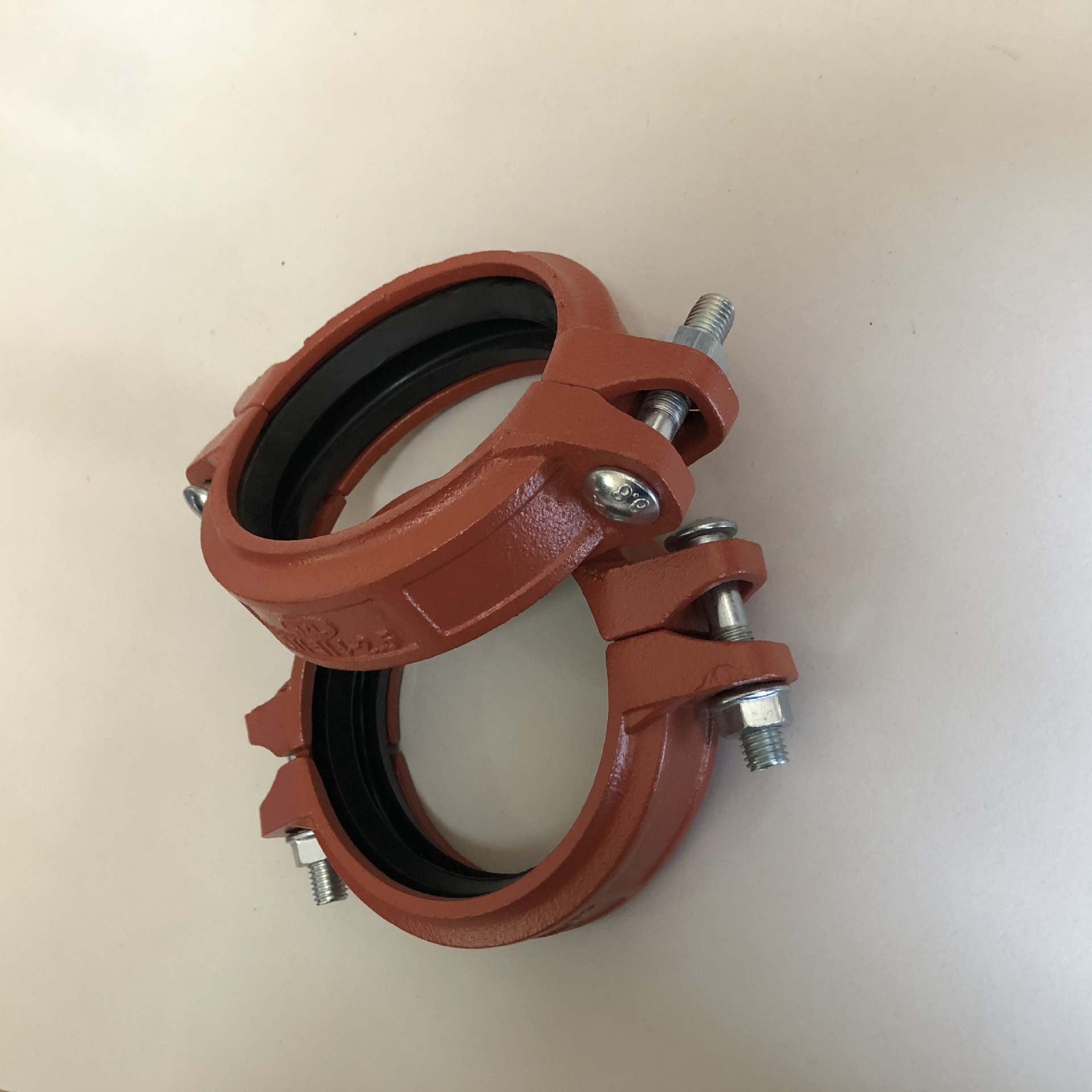 沟槽管件连接卡箍钢卡dn114沟槽式管件消防管件厂家直销