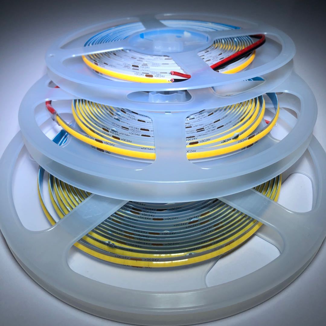 地摊cob灯带灯条12v小店招牌cob软灯带cob红色蓝色绿色灯带金黄色