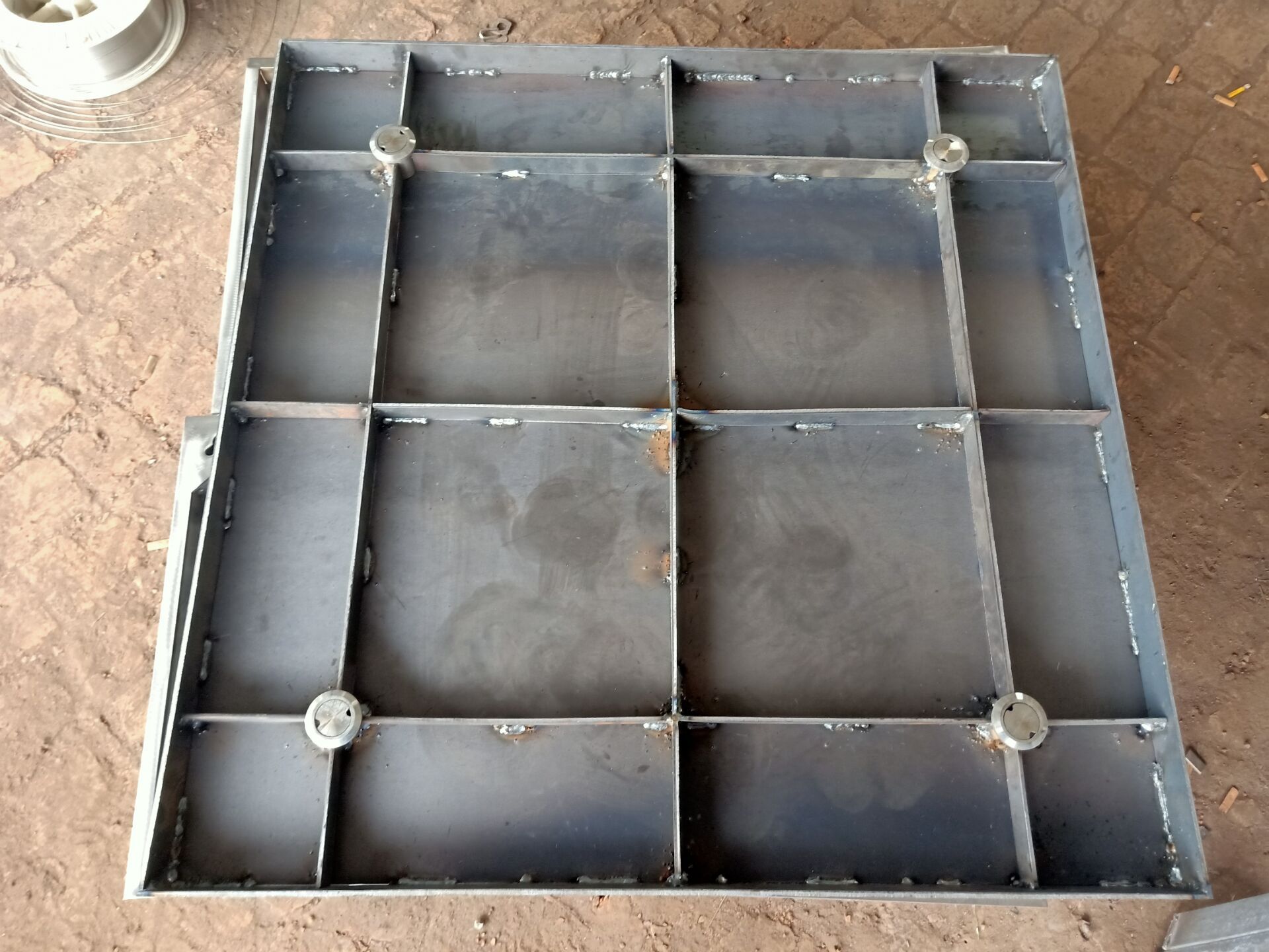 厂家304不锈钢井盖 正方形隐形井盖耐磨下沉式不锈钢窨井盖 定做