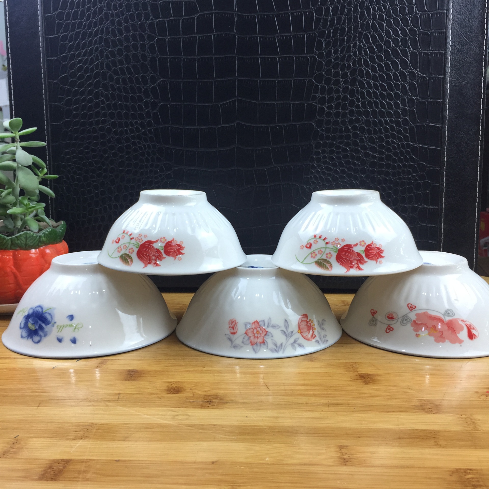 厂家直销山西釉中彩花14-16cm菊碗家用陶瓷米饭碗面条早餐饭碗