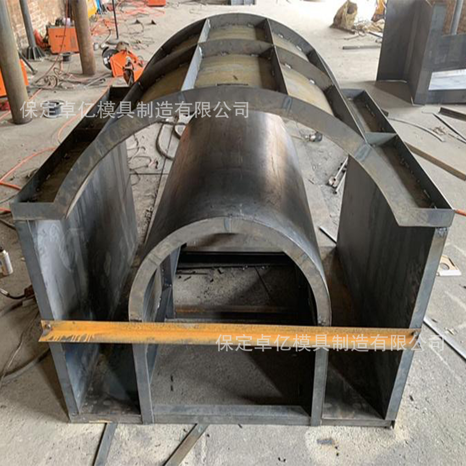 石油天然气混凝土管道配重块模具 压重块配重块模具 压块模具