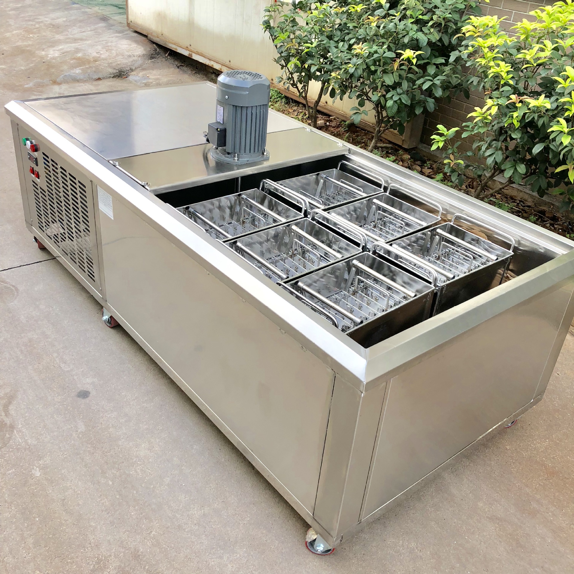 单次产量160根冰棍机 中小型冰棒老冰棍机 雪条水果贴片机