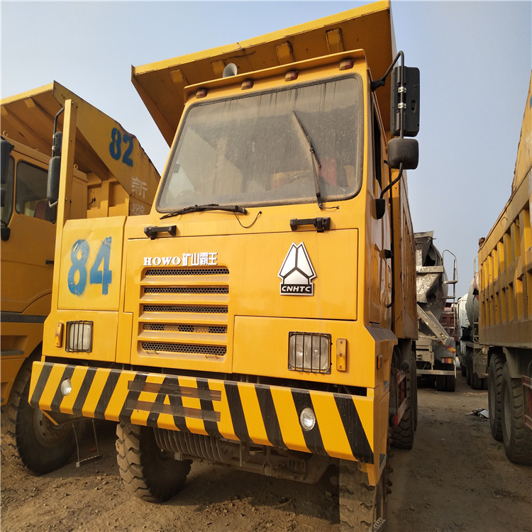 廉价出售翻斗矿山车 中国重汽宽体自卸矿山车二手 陕汽矿山自卸车