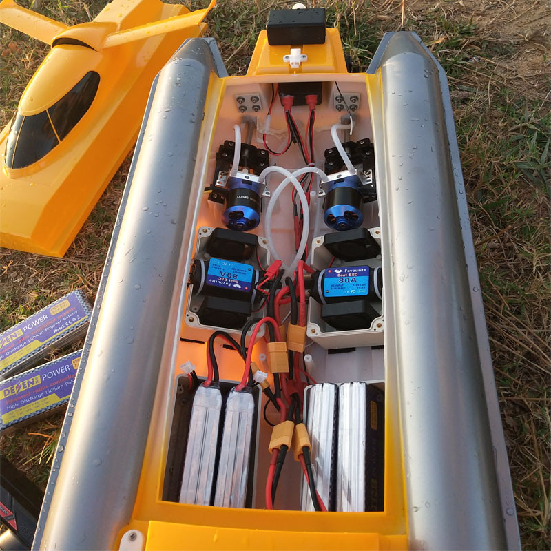 遥控拉网船双无刷电机动力可拉150米长渔网遥控距离500米自动脱钩